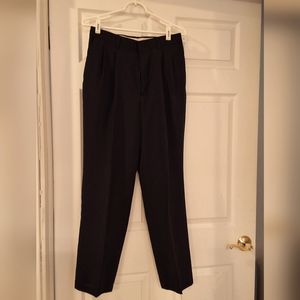 Haggar, Men's, 32 x 30, Black Pleated Front Dress Pants